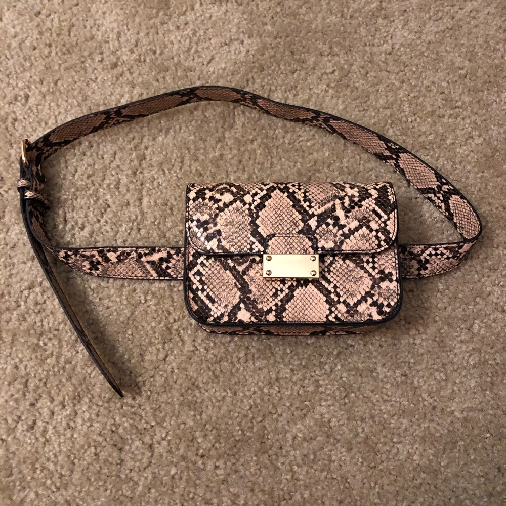 Snake print fanny pack